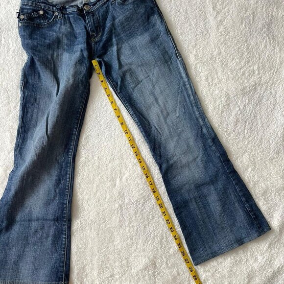 Rock and Republic Bling Back Pocket Jeans - Picture 3 of 8